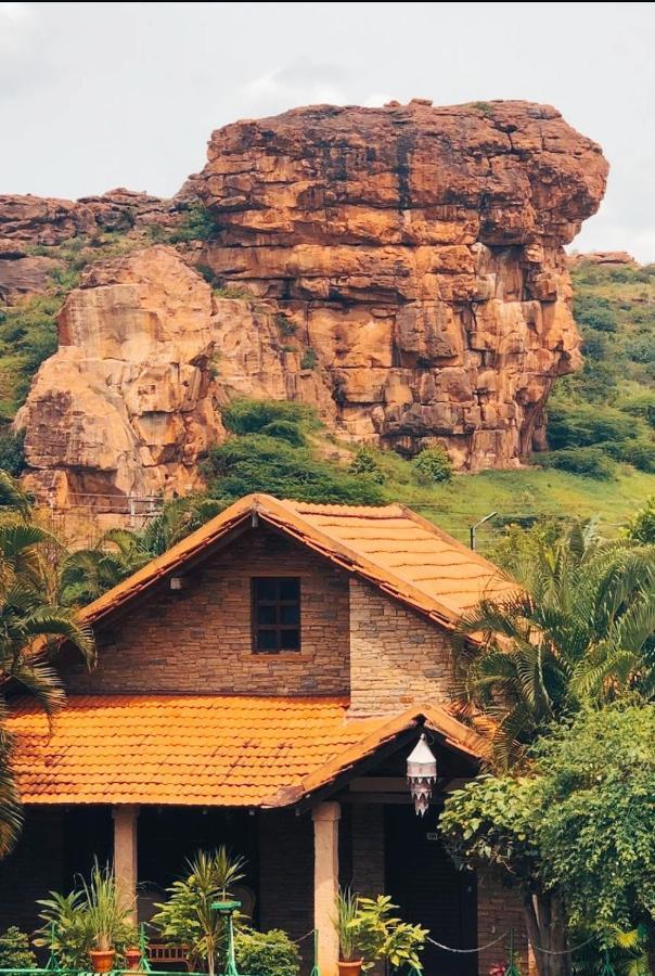 Badami Heritage Resort Exterior photo